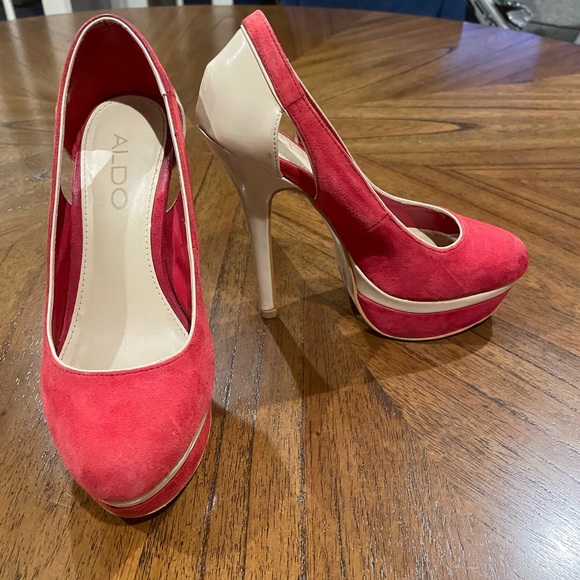 Aldo Red Heels - Picture 2 of 4